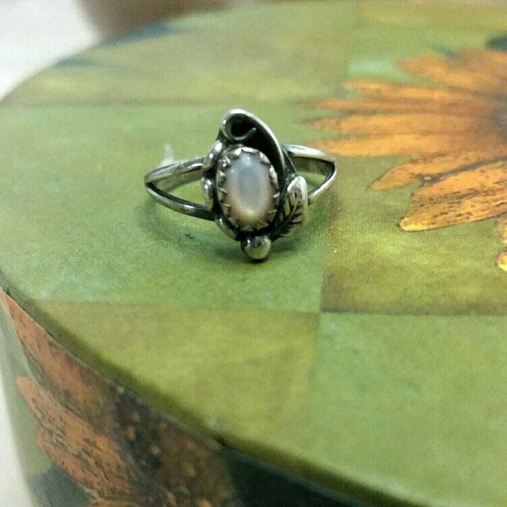 Mother of Pearl Sterling Silver Ring